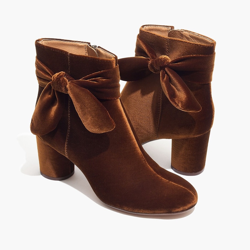 Madewell Esme Bow Boot in velvet
